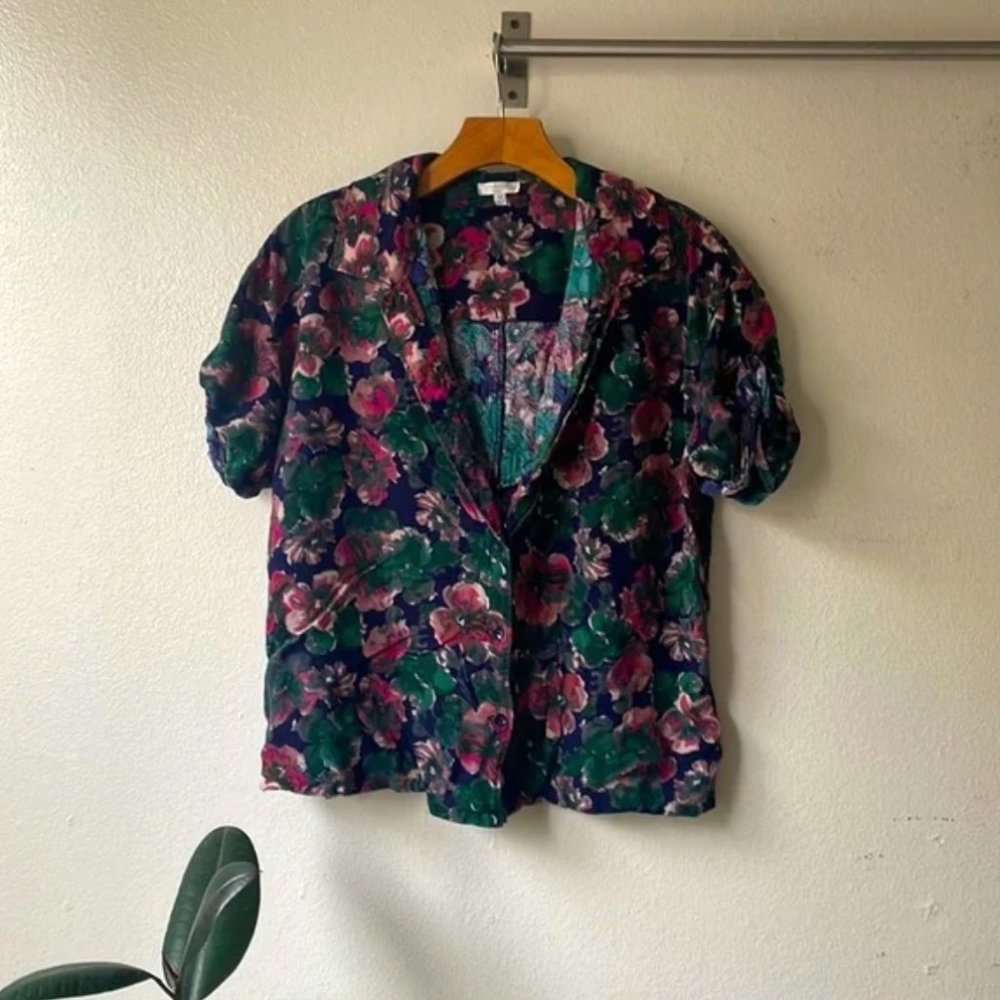 Tavik Floral Button-Up Vacation Top in Blue/Purple - Medium